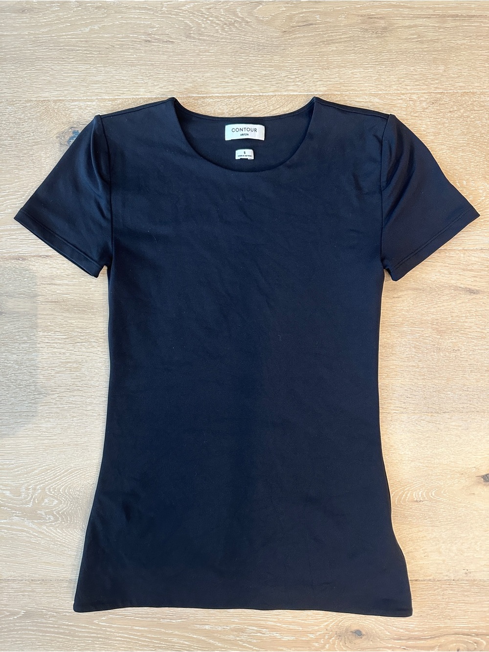 Aritzia Contour Black Short-Sleeve Crewneck Tee